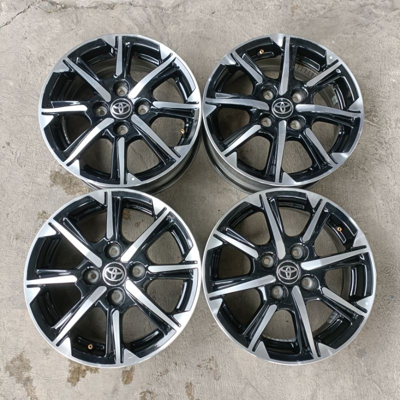 Velg Mobil Second Oem New Calya Ring 14 lebar 5 pcd 4x100 Et 45