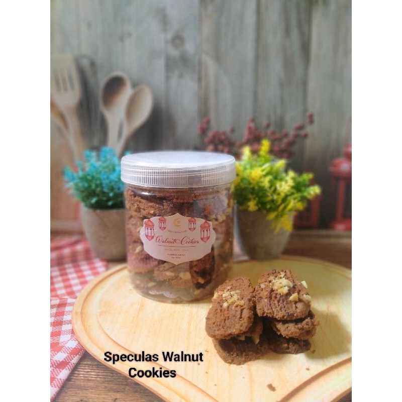 

Speculas-Walnut-Butter-Cookies-Special-Wijsman