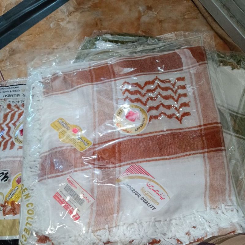 Sorban /Abu Kufiya segi Empat Yasmine