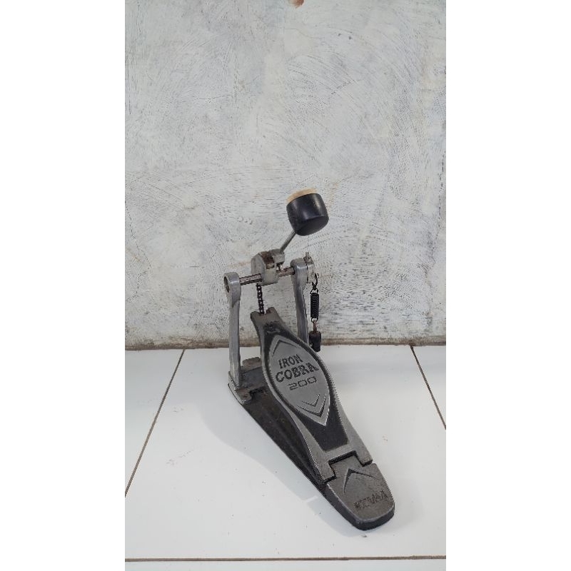 Single Pedal TAMA IRON COBRA 200