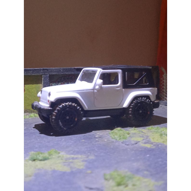 MAJORETTE JEEP WRANGLER CUSTOM