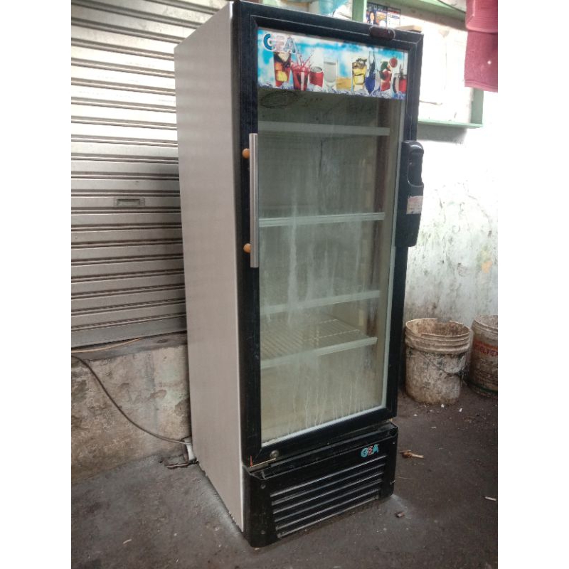 Showcase 4 Rak merk Gea Normal