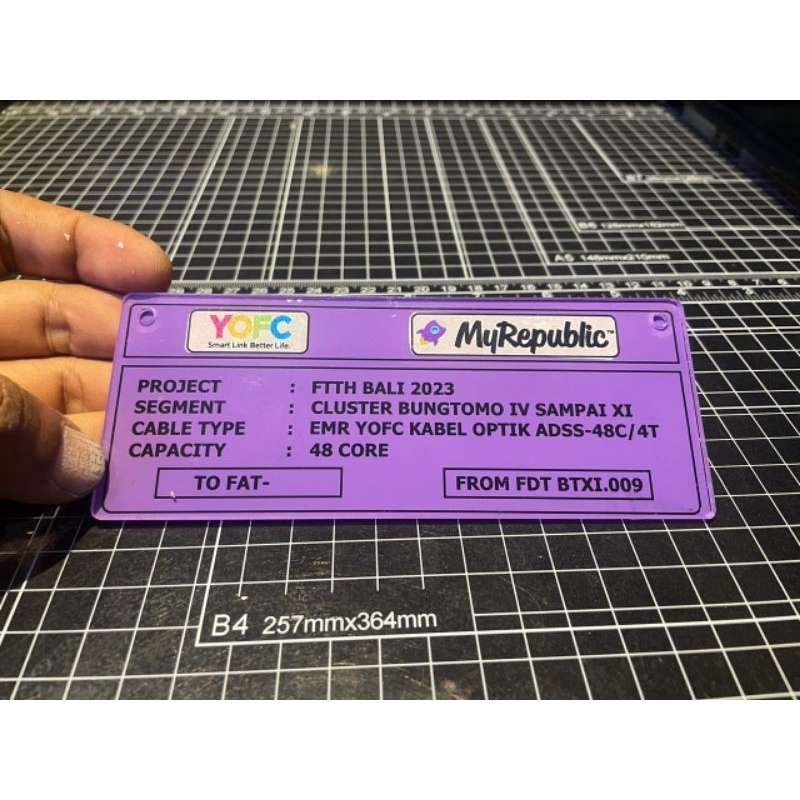 

Label Kabel Acrylic