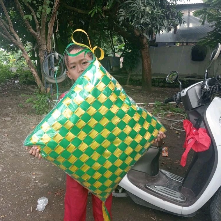 

[Ketupat Parcel Ramadhan]✓ Ketupat pita jepang jumbo ukuran 70 cm isi dakron murah