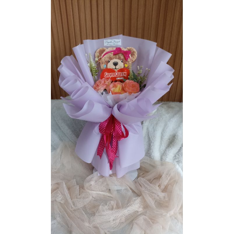 

buket coklat silverqueen beruang