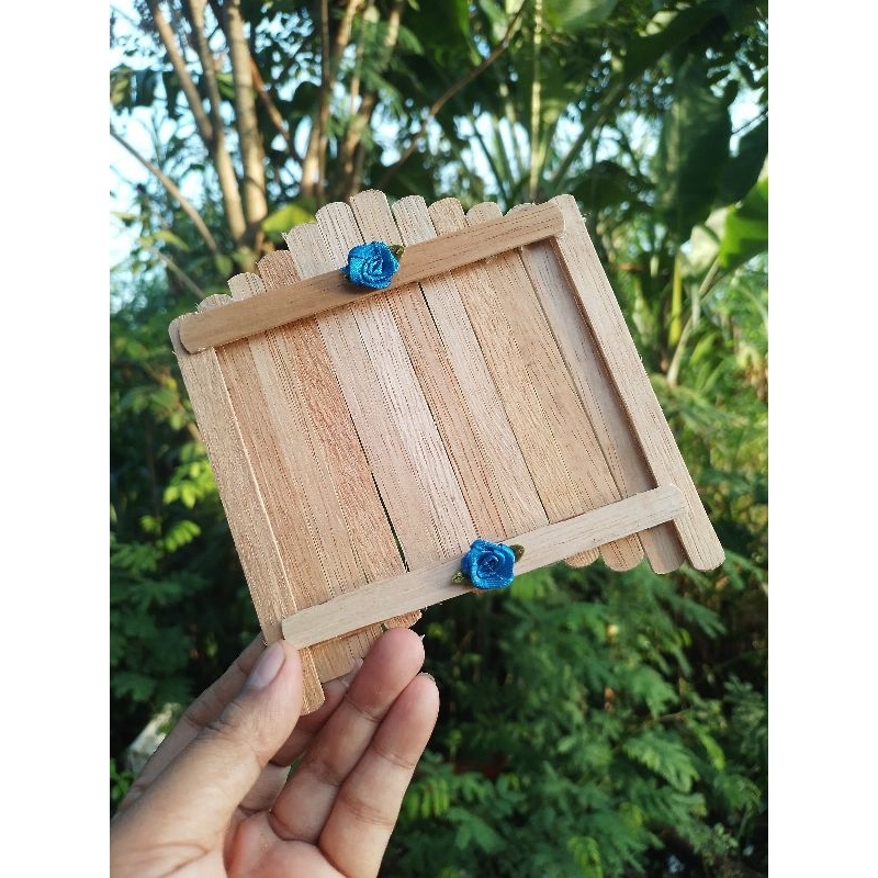 Bingkai dari stik es krim/ kerajinan tangan dari stik es krim/ prakarya/ souvernir/ bingkai unik