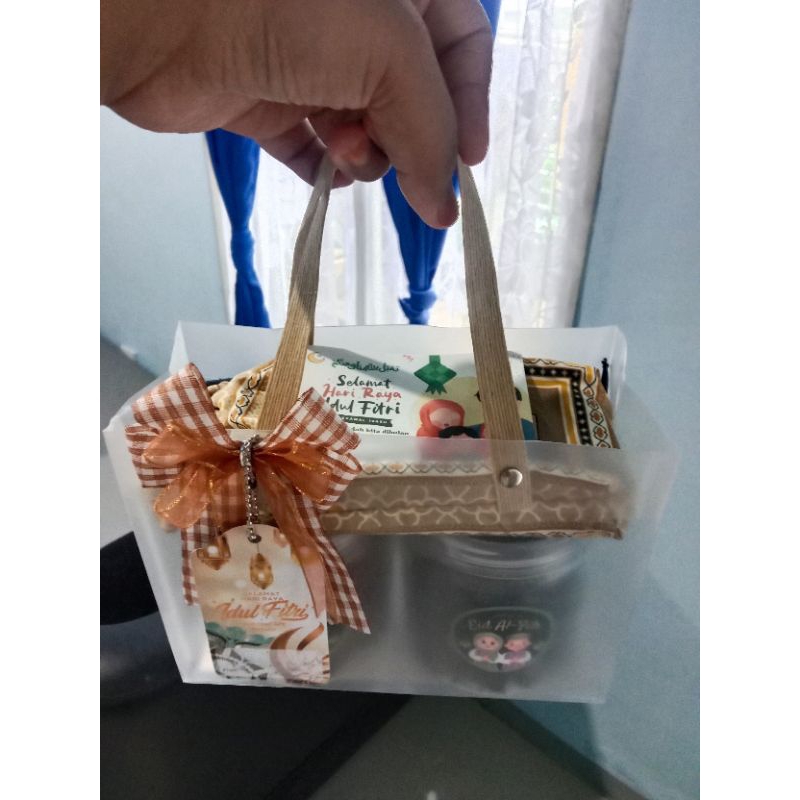 

HAMPERS LEBARAN CANTIK 2024