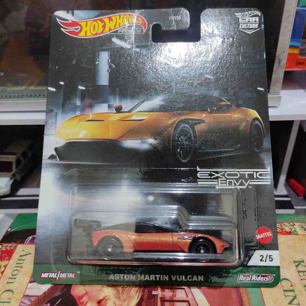 Hot Wheels HW Diecast Car Culture Exotic Envy Aston Martin Vulcan