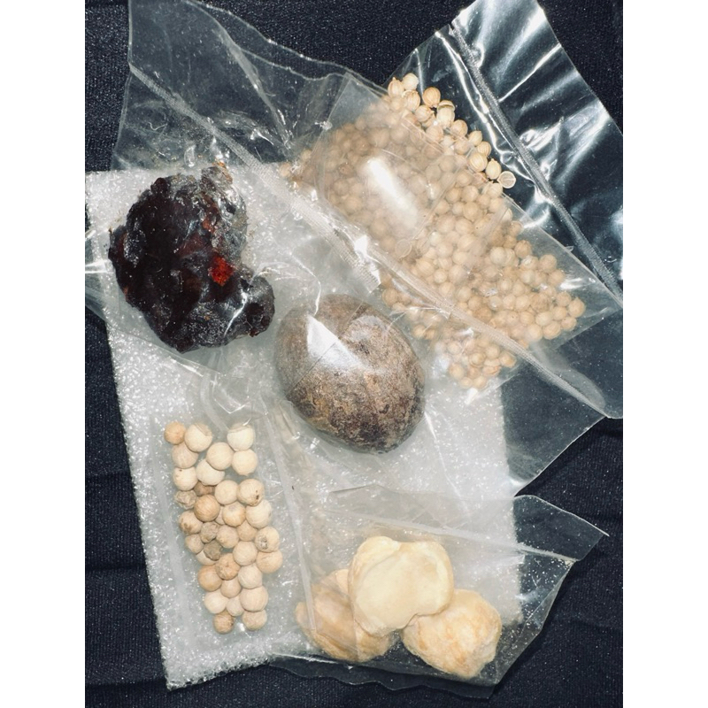 

PAKET Merica, pala, ketumbar, asam jawa, kemiri