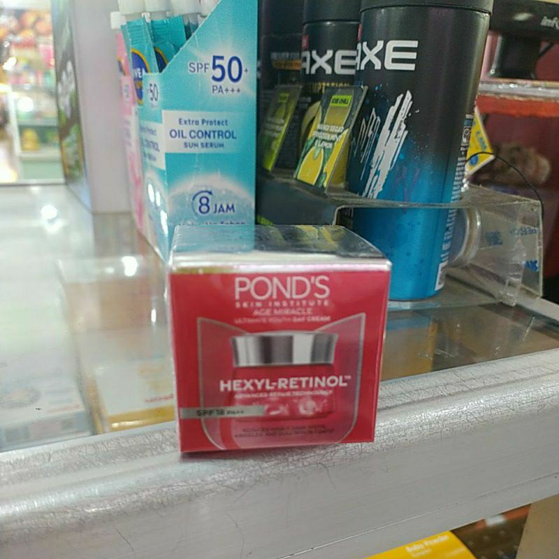 Pond's age miracle day cream