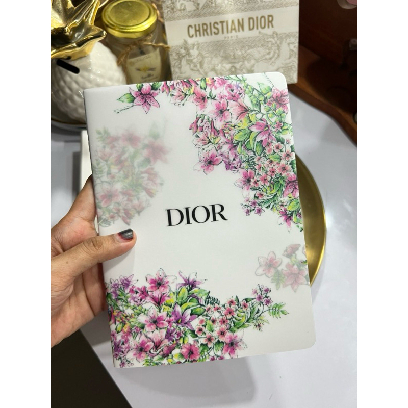 

D!0R BEAUTY NOTEBOOK 2024