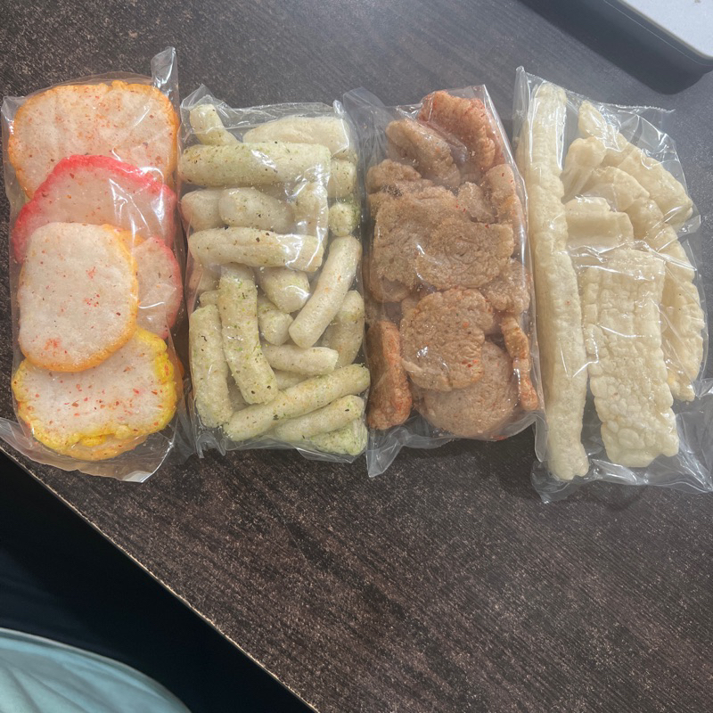 

Snack Camilan Bungkusan Sendiri Kecil
