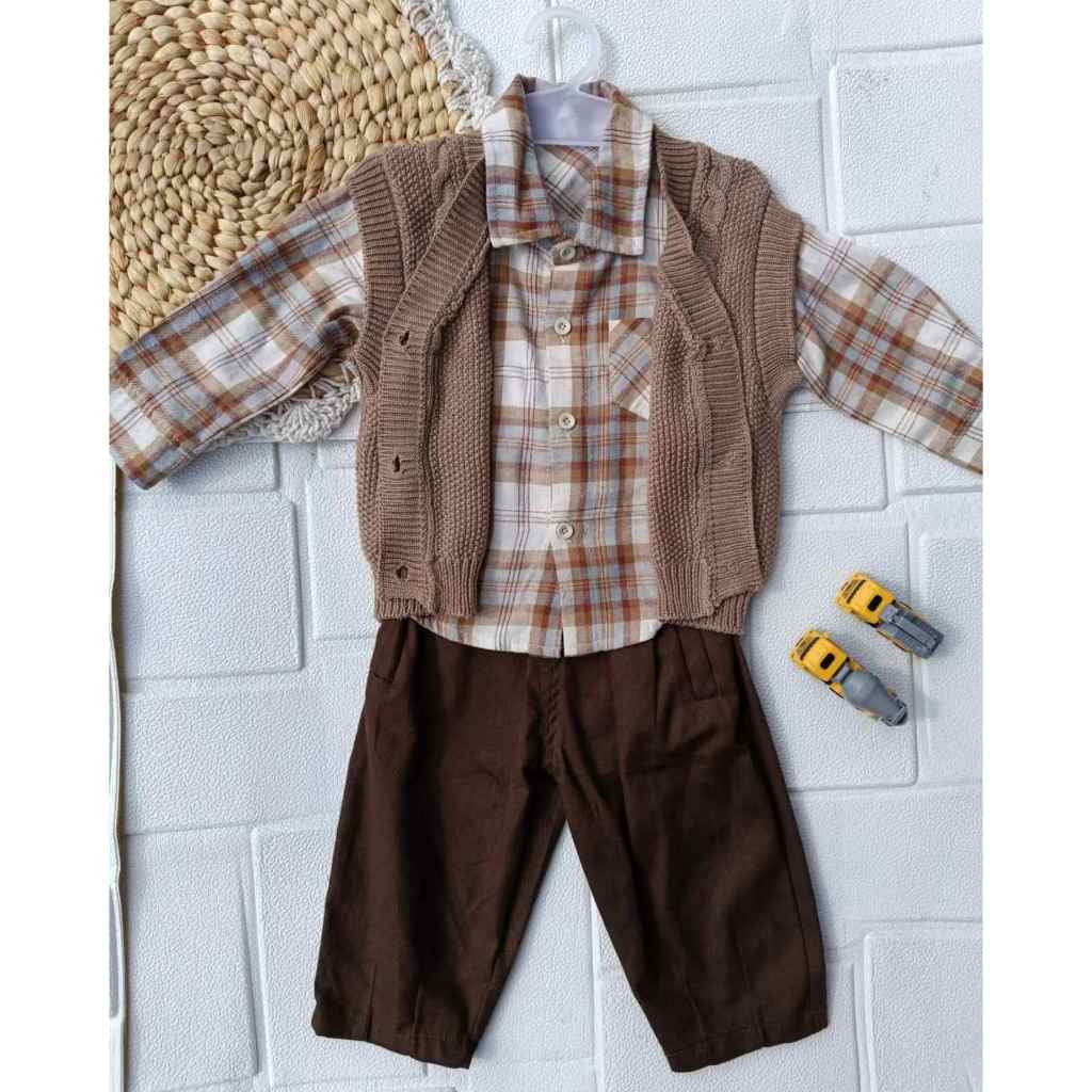 SETELAN IMPORT ANAK COWO/STEALAN ANAK COWO KEMEJA CELANA JEANS DAN ROMPI KEKINIAN