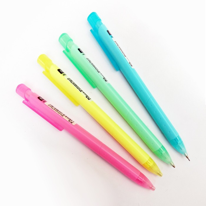 

MECHANICAL PENCIL AMP HB : M&G