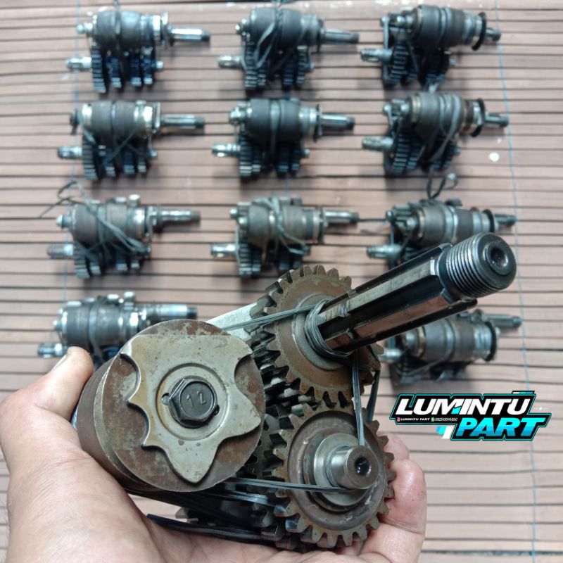 Rasio Supra xx rasio Supra v ori copotan