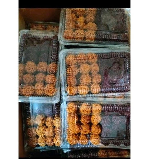 

kremes ubi mix isi 42±