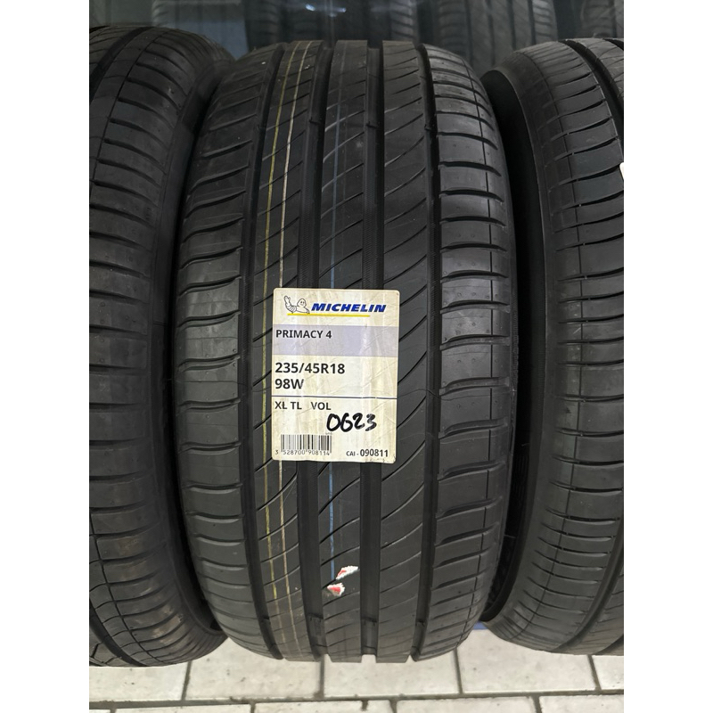 Michelin Primacy 4 98W 235/45/18 r18