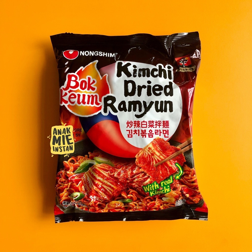 

Mie Instant Import Nongshim Bokkeum Kimchi Dried Ramyun 147 gr 1 Pcs