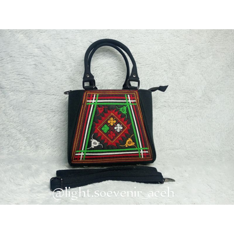 Tas Kanvas Mini Bordiran Khas Aceh/Tas Pesta Selempang Khas Aceh/Tas Kondangan Khas Aceh/Tas Tangan 