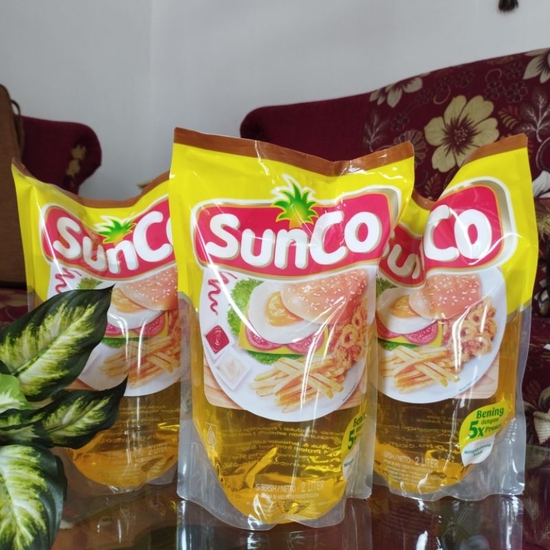 

PAKET 3PCS MINYAK GORENG SUNCO 2 LITER | MINYAK GORENG SUNCO | MINYAK GORENG MURAH