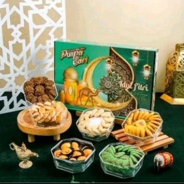 

PAKET KUE KERING LEBARAN PUSPA SARI