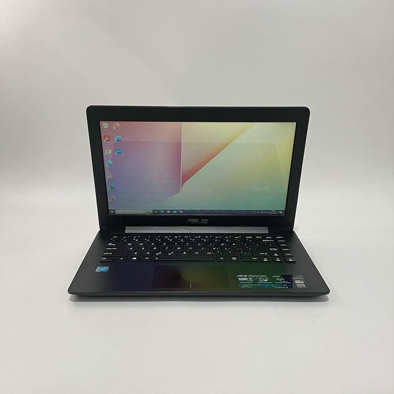 ASUS X453SA (2016) SLIM RAM 2 GB SSD 128 GB GB MULUSS