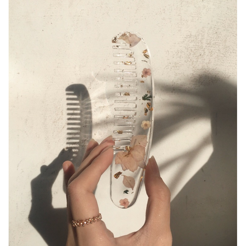Hair brush/ Comb/ Sisir Custom/ Resin/ Hadiah/ Aesthethic Gifts