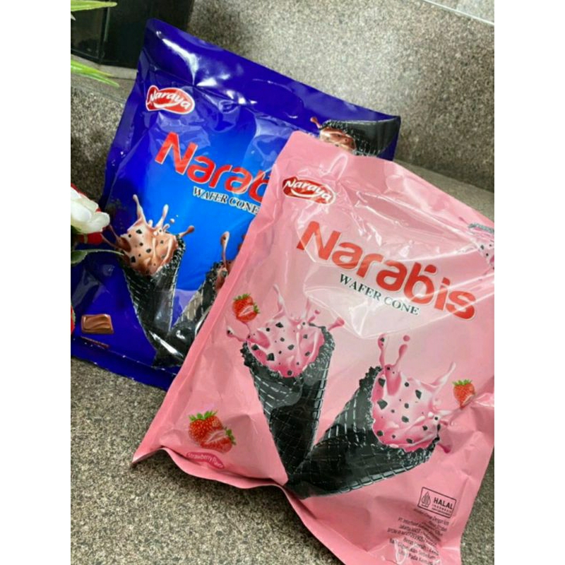 

Narabis Wafer Cone 220g Chocolate dan Stroberi