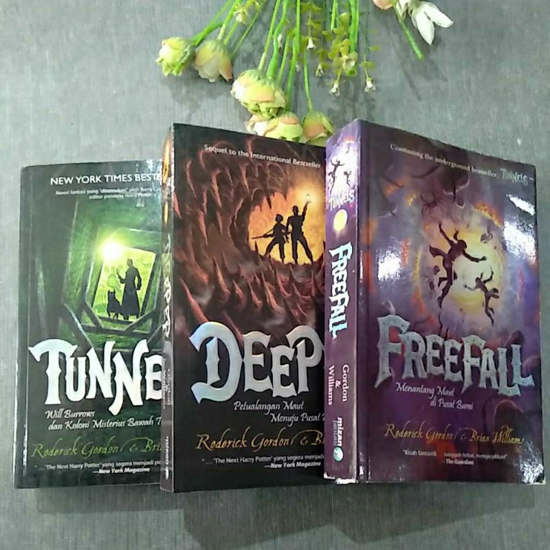 novel Rick Riordan Tunnels sepaket 3 buku preloved