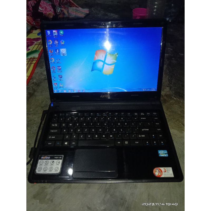 laptop axio