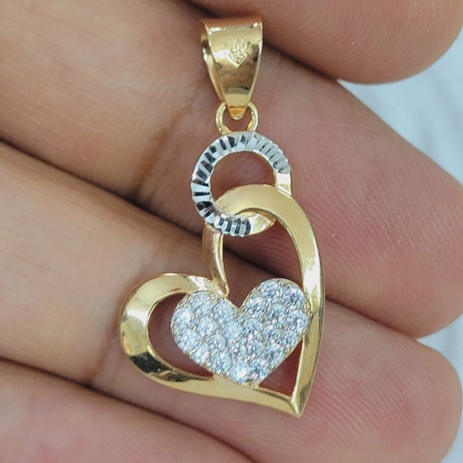 liontin tumpuk love ad emas 70% 700 70 %