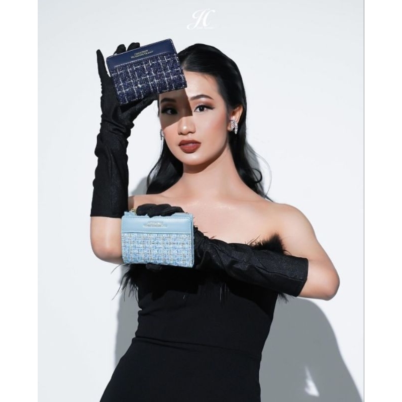 JENNIFER WALLET