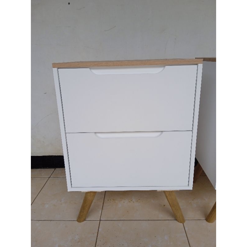 meja nakas, nakas samping tempat tidur nakas estetik