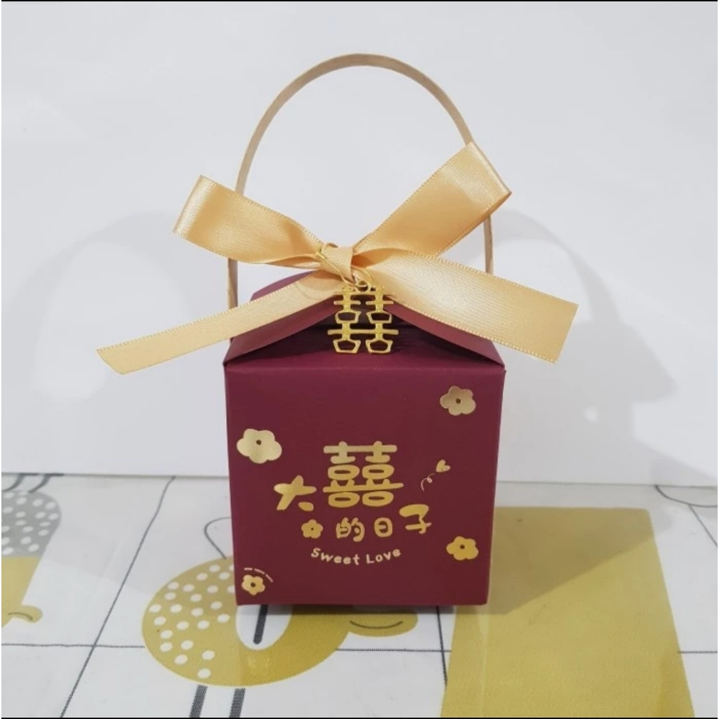 

Kotak Souvenir Pernikahan Kotak Permen Wedding Shuang Xi Teapai