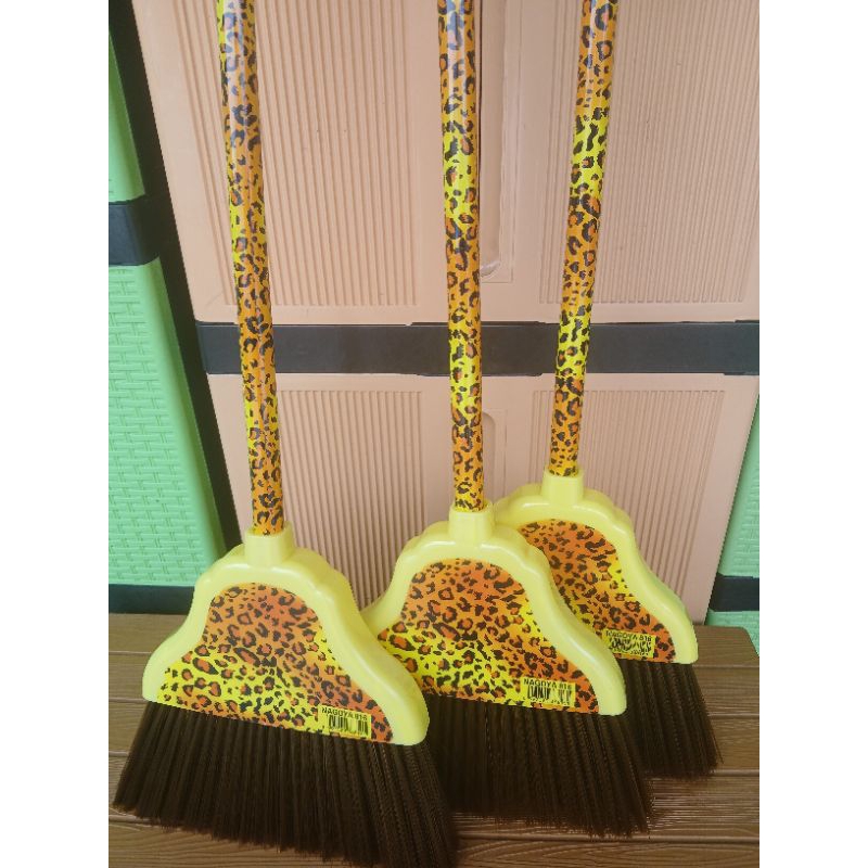 sapu macan nagoya /sapu lantai/sapu plastik/Sapu Nilon Macan Sapu Plastik Warna Sapu Lantai Broom Ma