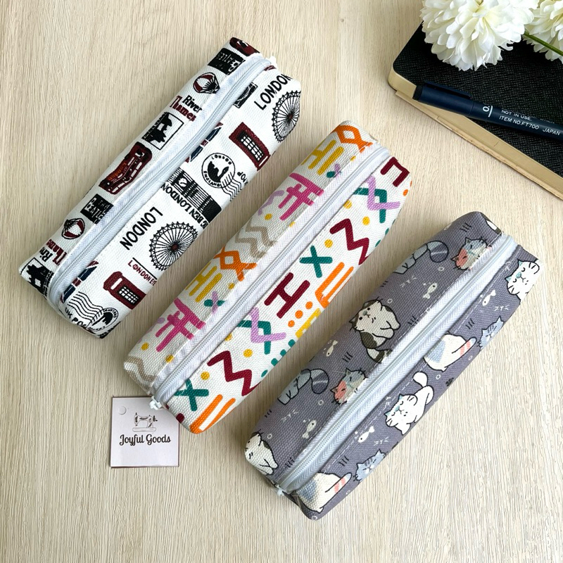 

TEMPAT PENSIL / KOTAK PENSIL / POUCH KANVAS MOTIF