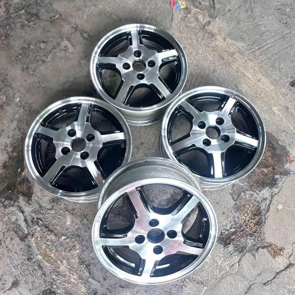 velg mobil second ring 14 baut 4x100
