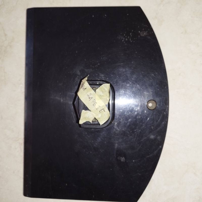 Dudukan kaki TV Toshiba 24PB1E