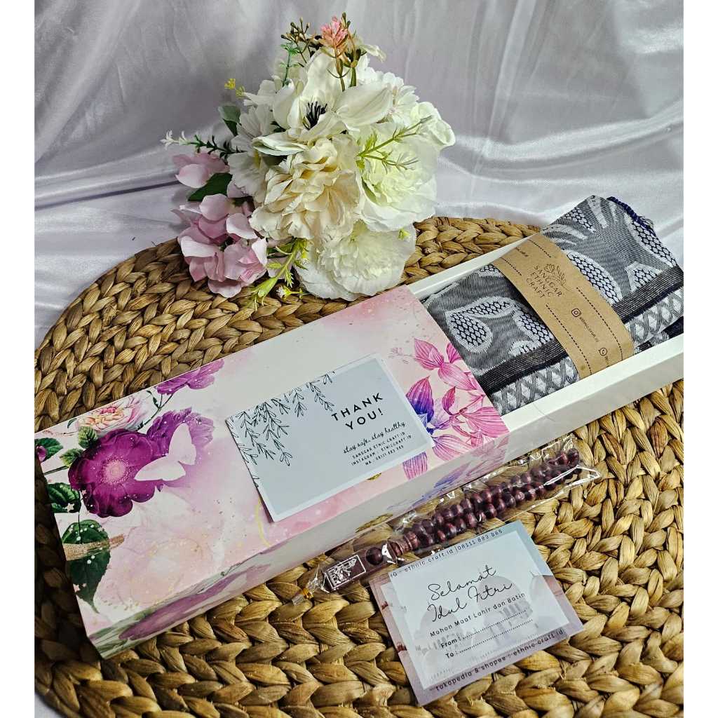 Hampers Paket Lebaran Idul Fitri Ramadan Hijab Sajada Traveling Sarung Tasbih Gojek Grab Gift Box Le