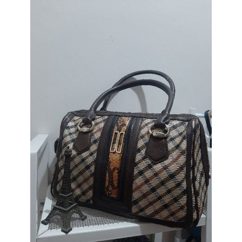 Preloved Handbag DAKS