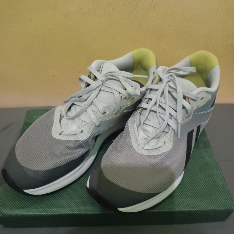 Sepatu Reebok Energen Run 2