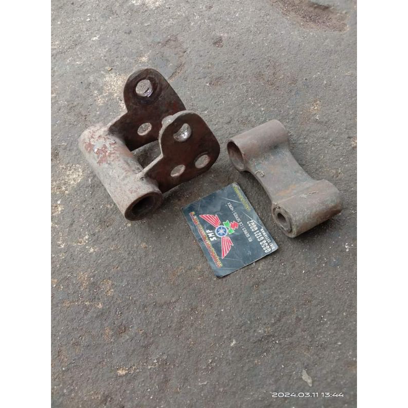 Unitrack dan teropong monoshock belakang Yamaha Scorpio Z original.