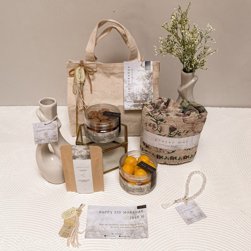 

DIYA HAMPERS by ESTARI / hampers lebaran / gift lebaran