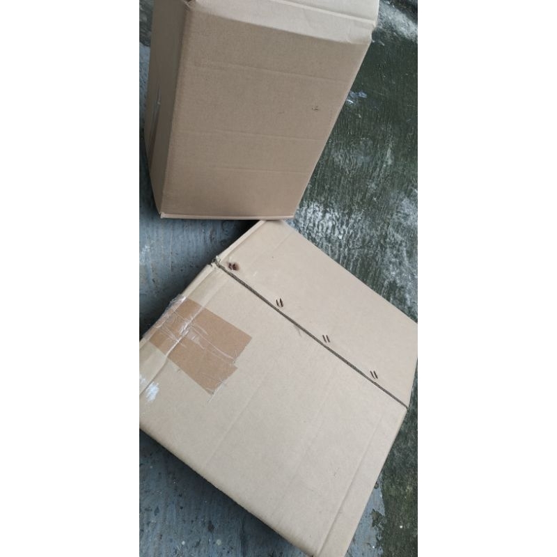 

Kardus Tebal dan ukuran jumbo Besar