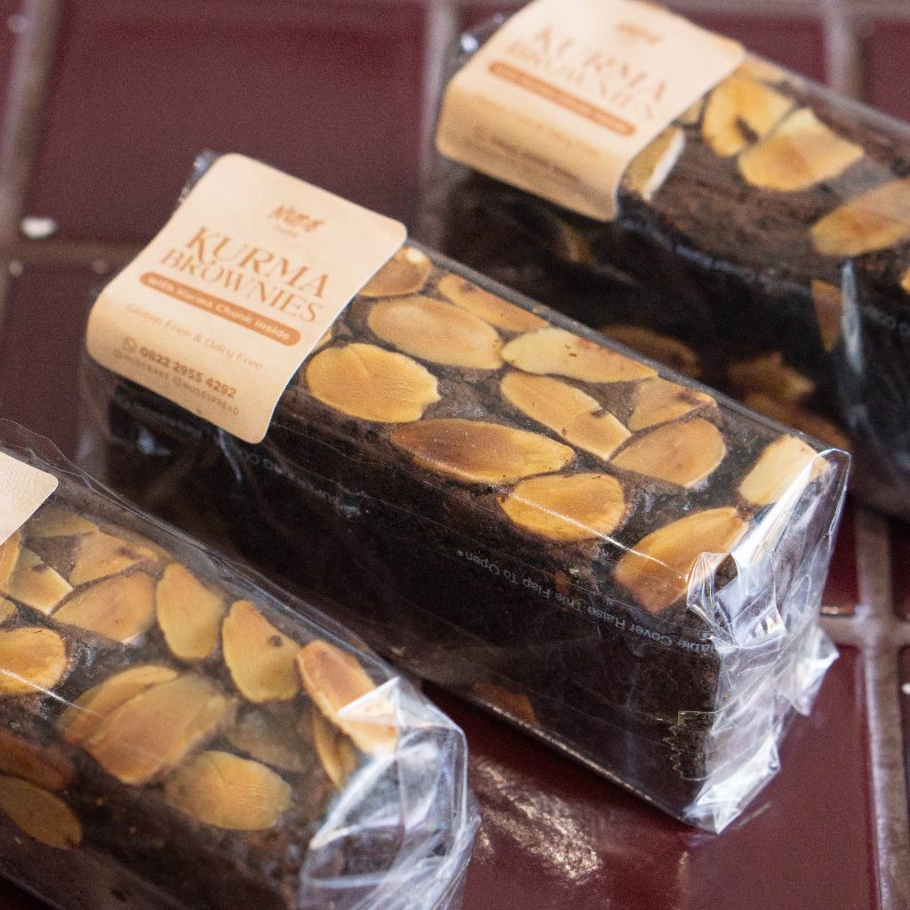 

Gluten Free Kurma & Almond Brownies . Very Less Sugar. Healthy Diet