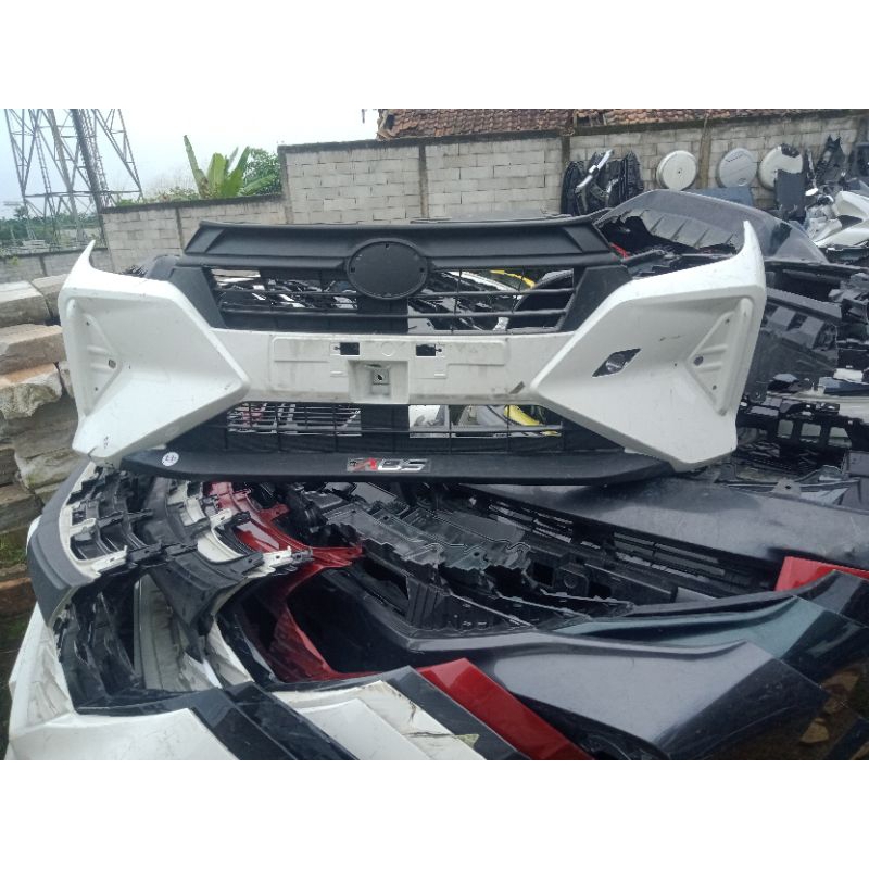 bumper depan ayla 2023