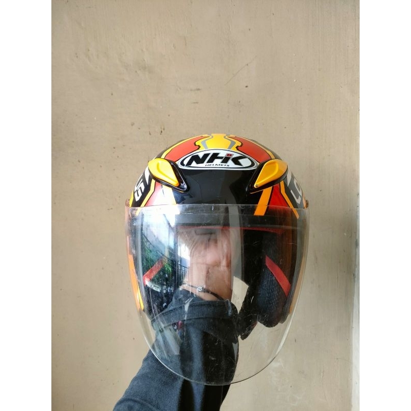 helm NHK bekas
