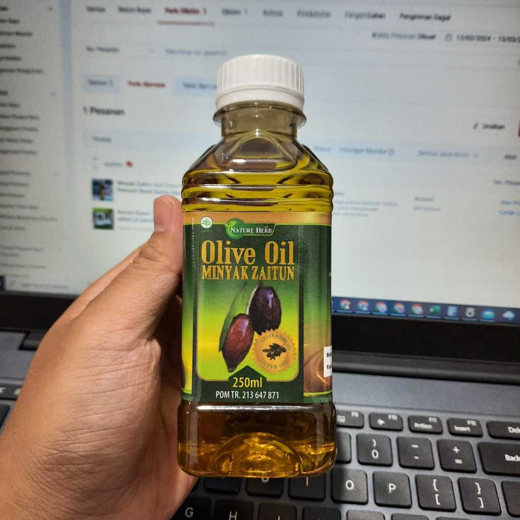 

Minyak Zaitun Nature Herb Ukuran 330ml