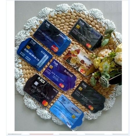 

Amplop Lebaran angpau angpo Atm Snack Lucu Viral Trend Terlaris Glossy Art Paper 1pak isi 10 lembar Murah Grosir Cod Surabaya Sidoarjo Malang Jakarta Bandung Banyuwangi