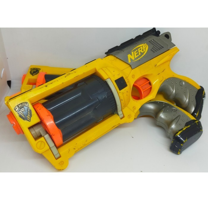 TEMBAKAN NERF STRIKE MAVERICK REV 6